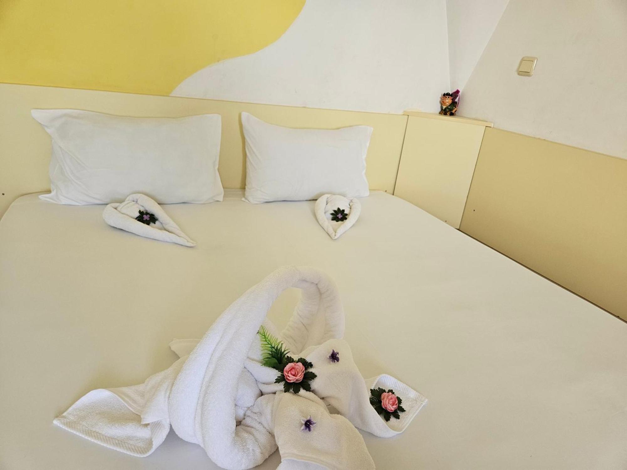 Paralax Hotel Varna Exterior foto